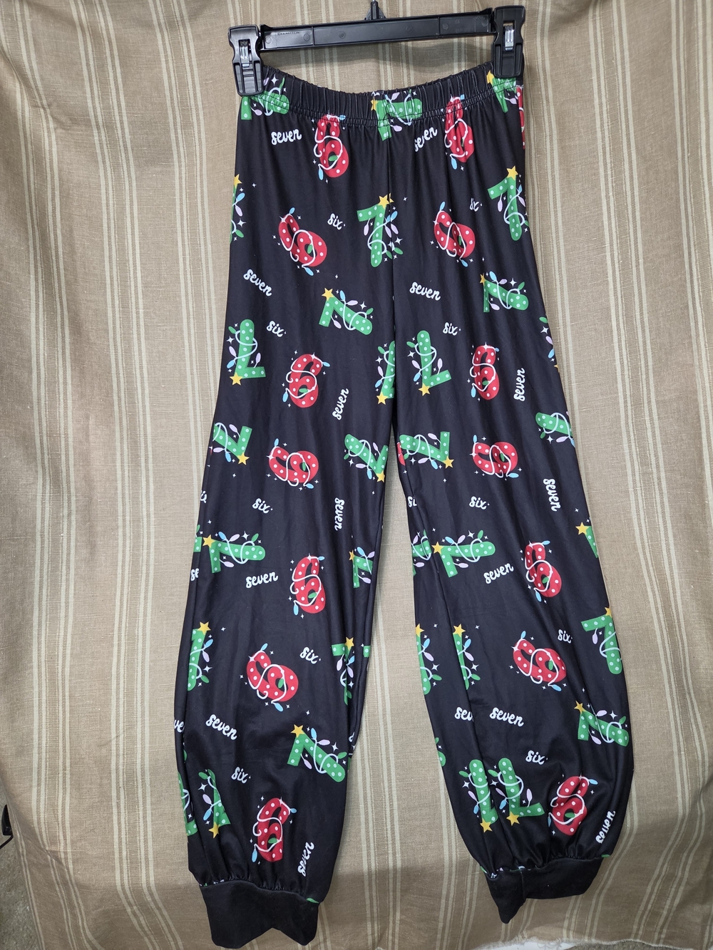 Kids "67" Christmas Print Pajama Pants Size 12
